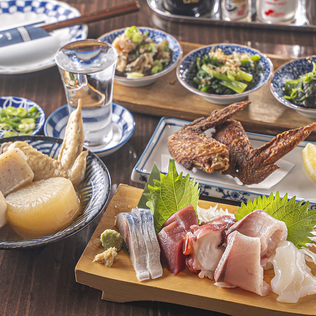 市場から仕入れた新鮮な海鮮と、こだわりの日本酒をリーズナブルに楽しめます◎