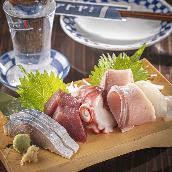 【京都市場直送】旬の鮮魚をお得に満喫!豪華な造り盛り合わせ◎