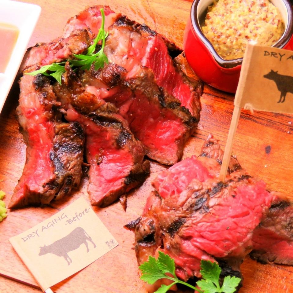 作为2016年德岛第一家肉棒，自豪地出现了！令人印象深刻的肉类菜单推翻了酒吧的传统智慧···从红肉到有价值的陈年肉也放养！宽敞的座位和私人空间···说到肉棒GYUUU !!