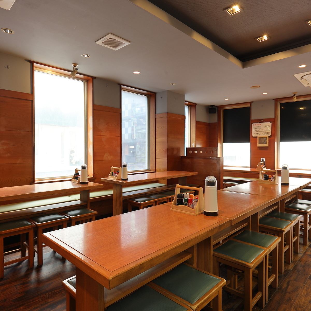 12時から営業中！昼から囲炉裏焼きをご堪能いただけます！