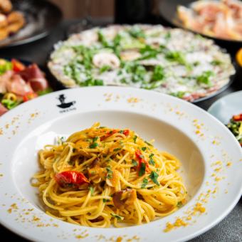 「신년・송년회!Roma 코스」전 8품과 음료 무제한이 붙은 코스 정평의 피자를 먹을 수 있습니다.