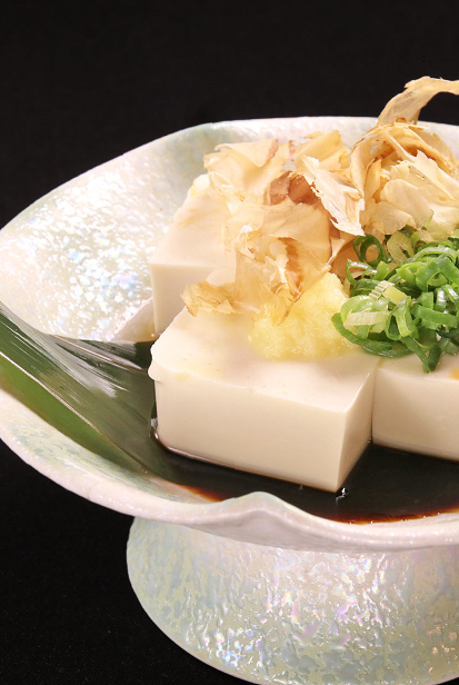 Salt-boiled edamame/cold tofu