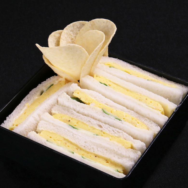 传统鸡蛋三明治