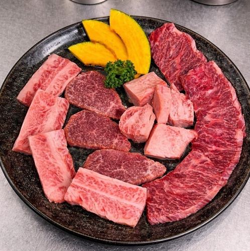 和牛カルビなど厳選肉の競演