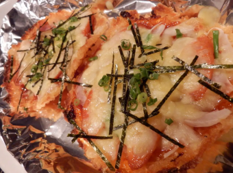 Korean-style burnt pizza