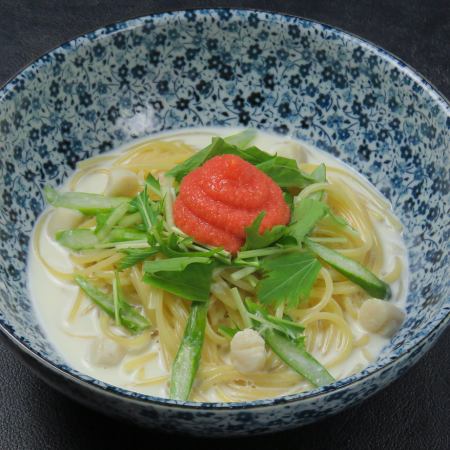 Mentaiko cream with scallop and asparagus