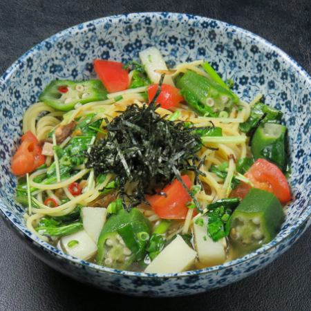 Green vegetables and tomato with dashi soy sauce
