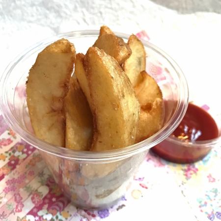 Hearty fluffy potato fries