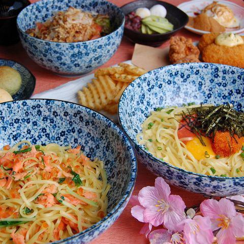 【Choice of lunch】 12 kinds of pasta raw rice cake and 12 special sweets