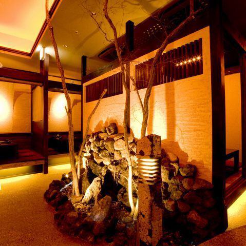 【マイナスイオンたっぷりの「千じゅ滝」】