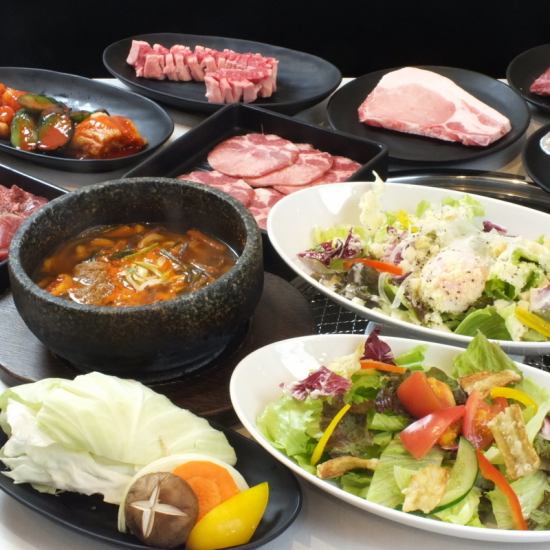 食べ放題2678円～★予約必須！平日限定食べ飲み放題3300円～