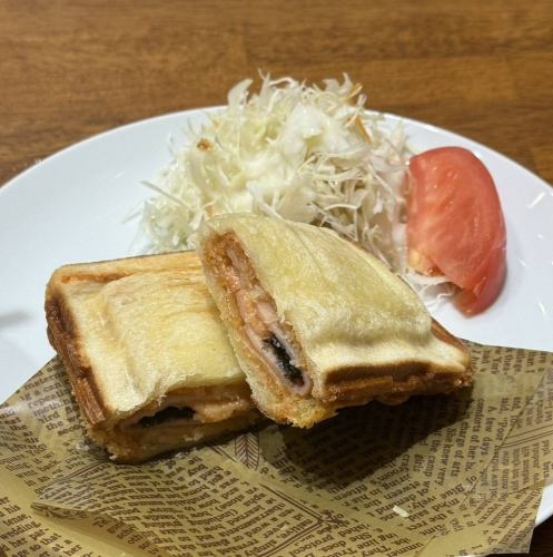 <NEW>仅限EST店!火腿排热三明治