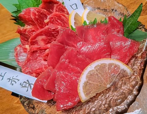 赤身の旨み、馬刺し