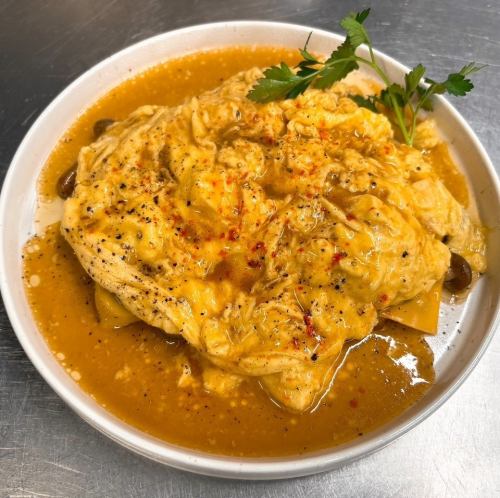 キノコとベーコンチーズのスクランブルエッグ風