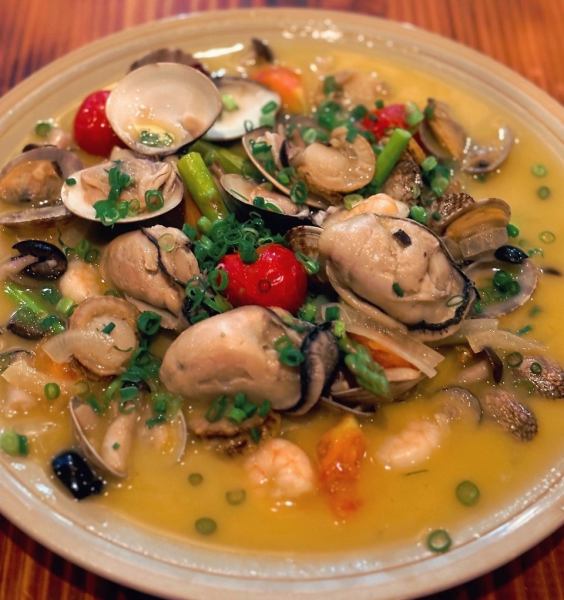 牡蠣のアクアパッツァ