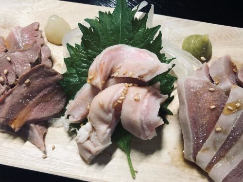 3 kinds of meat sashimi