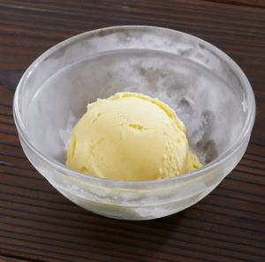 Vanilla Icecream