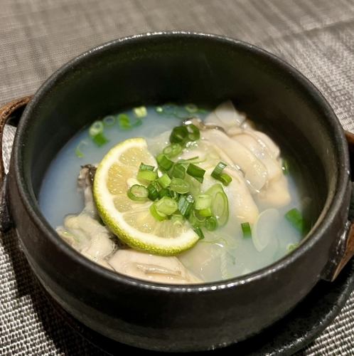 Takakuraya sake-steamed Hiroshima oysters