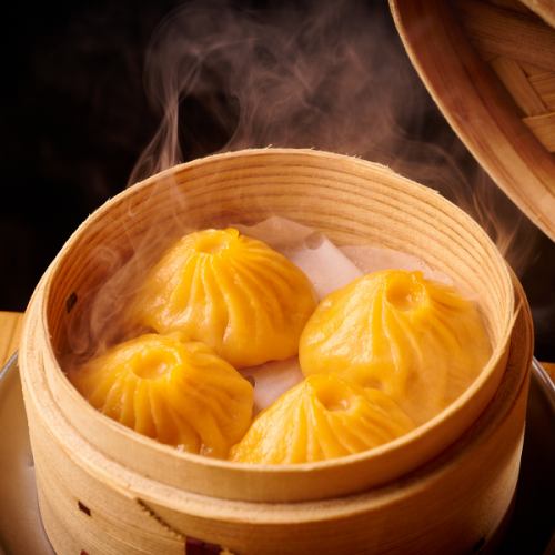 フカヒレ小籠包（橙）