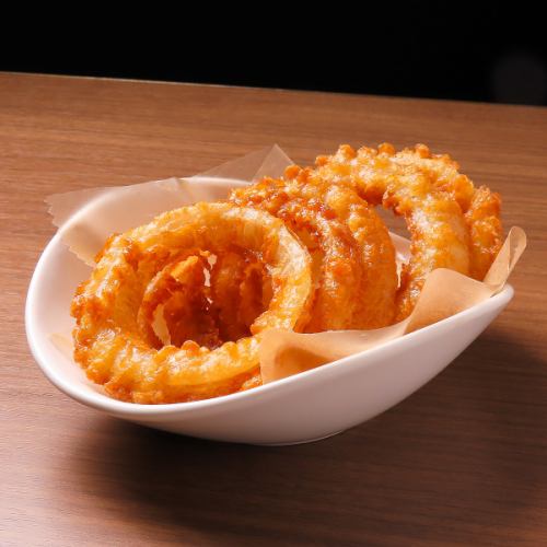 当店の定番サイドメニューといえば！オニオンリング◎【450円 (税込)】