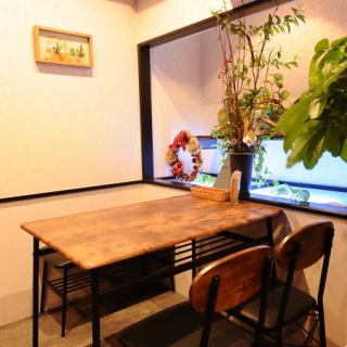 ≪テーブル≫ 4名掛け×1卓