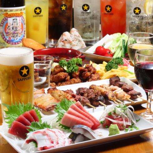 烤鸡肉串和海鲜等丰富的居酒屋菜单！超人气的1小时无限畅饮1000日元！