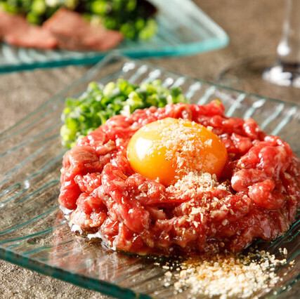 黒毛和牛の炙り～ユッケ風～