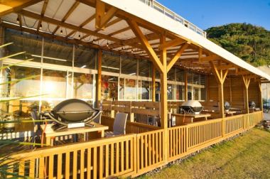 1Fテラス席 ペット同伴の方はこちらへご案内いたします。