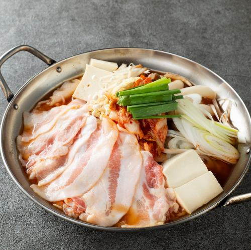 旨辛豚キムチ鍋 1人前