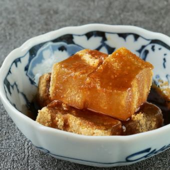 黒蜜かけわらび餅