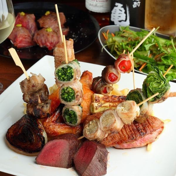 ■□4180日元（含稅）〜■□，例如可以嚼肉的肉山天堂套餐和最適合寒冷季節的火鍋套餐