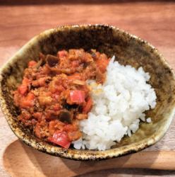 一口猪キーマカレー