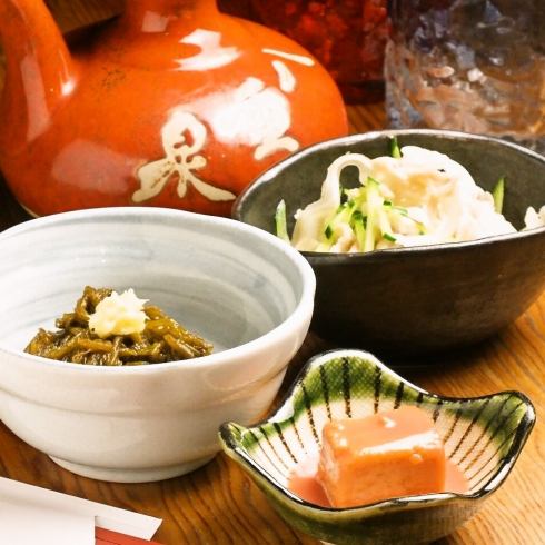 沖縄直送の本場の食材を多数使った、ヘルシーな本格沖縄料理を♪