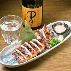 Grilled squid with liver and mayonnaise sauce