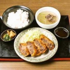 Fried food! Beef tongue minced meat set meal