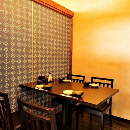 飯店也為小團體提供私人房間。