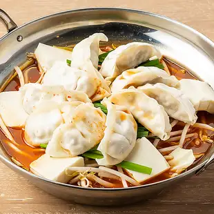 餃子鍋　赤　（2人前～）