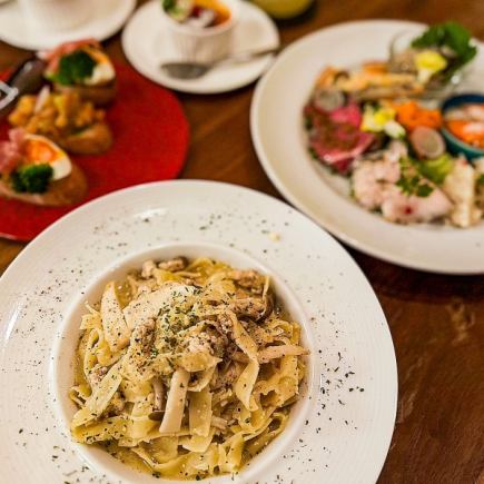 ≪当日OK!≫テーブル席de女子会プラン全7種+90分飲み放題 4000円