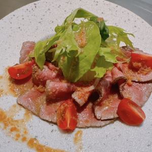 和牛鹿児島黒牛イチボのローストビーフ