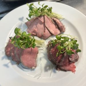 ローストビーフの3種盛りの食べ比べ