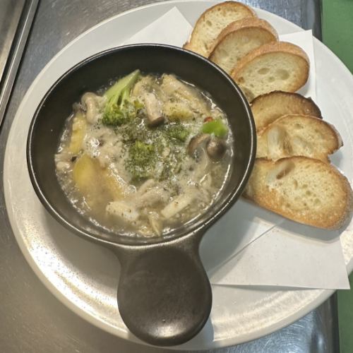 魚介のアヒージョ