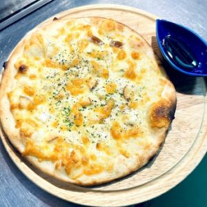 4種のチーズピザ