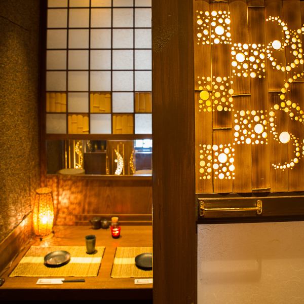 Downlights gently illuminate the room and create a calming space ◇ Please feel free to contact us with any requests for seating or requests for group banquets ◇ [Sapporo Station/Odori Station/Banquet/Drinking] All-you-can-eat / Yakitori / Completely private room / Local sake / Lunch drinking / Smoking OK / Girls' night out / Welcome party / Farewell party]