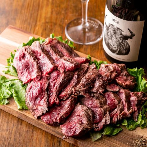 人気！『グリルチキンやローストビーフ』ムール貝香草蒸し含9品 3時間飲み放題付 5500円⇒4500円