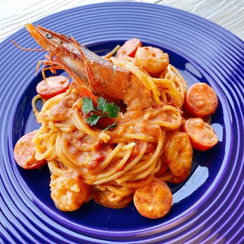 Rich tomato cream pasta with prawn miso