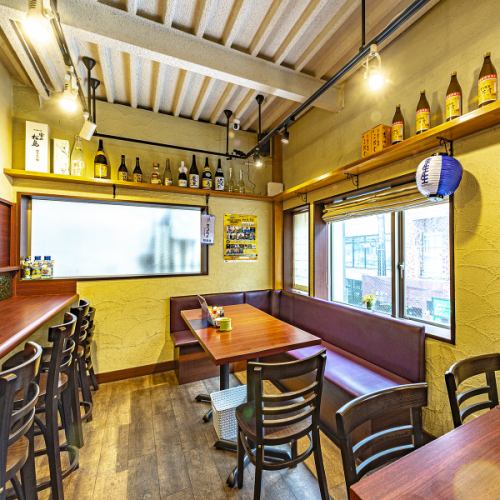 We have a variety of seating options available, from standing seats to table seats!