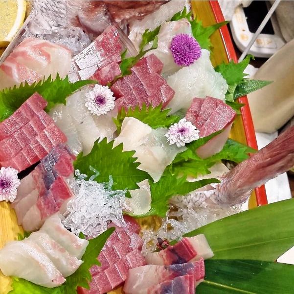 【本日の刺身】鮮度抜群！新鮮で美味しい、日替わりのお刺身をおたのしみください☆