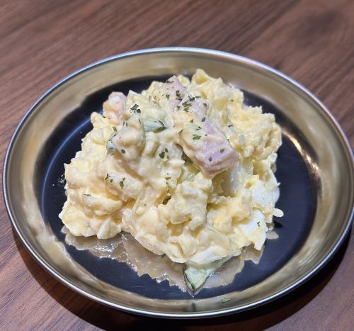 [Plenty of eggs] Potato salad