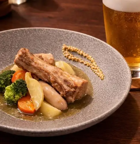豚バラ肉とソーセージのポトフ仕立て 柚子胡椒と粒マスタード添え