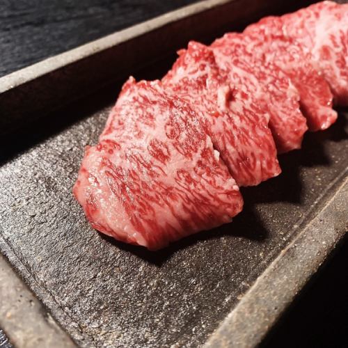 【焼肉宴会は焼肉牛山】 WAGYU / GYUTAN / YAKINIKU / SUMIBI 【2時間飲み放題付】